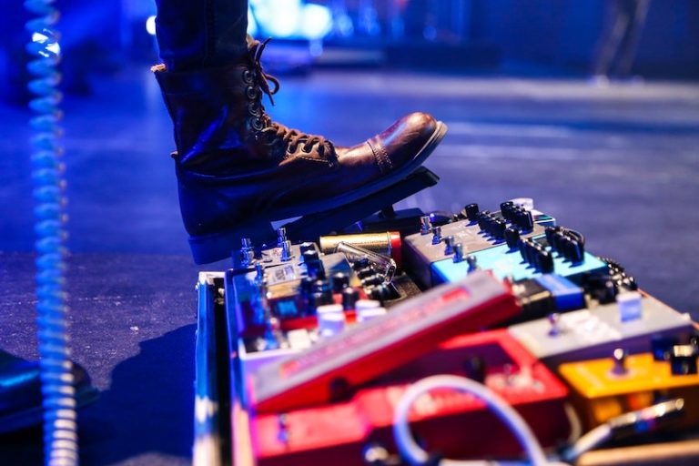 5 Effect Pedals You Should Have for Your Acoustic Guitar