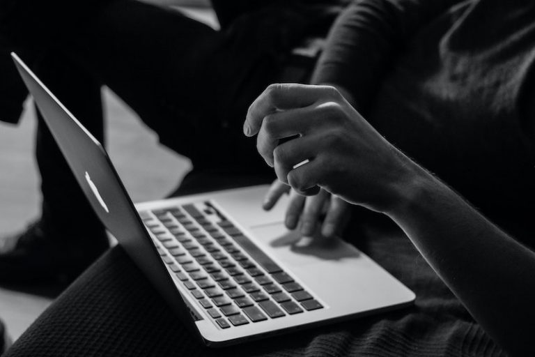 How to Sell Your Gifs Online?