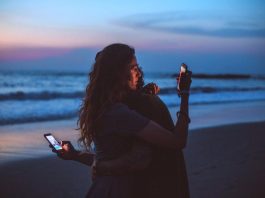 How Your Smartphone is Ruining Your Relationship