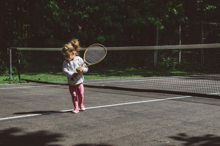 tennis-racket-5-year-old