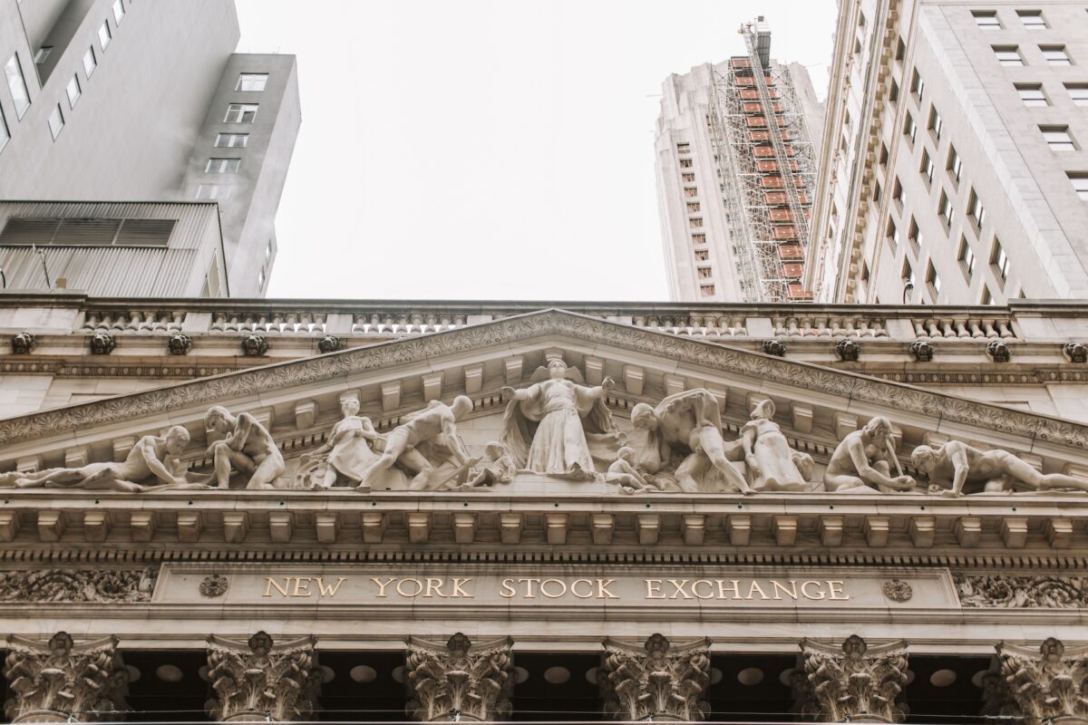 Up 22% and Still Cheap — or a High-Stakes Bet on the Fed?
