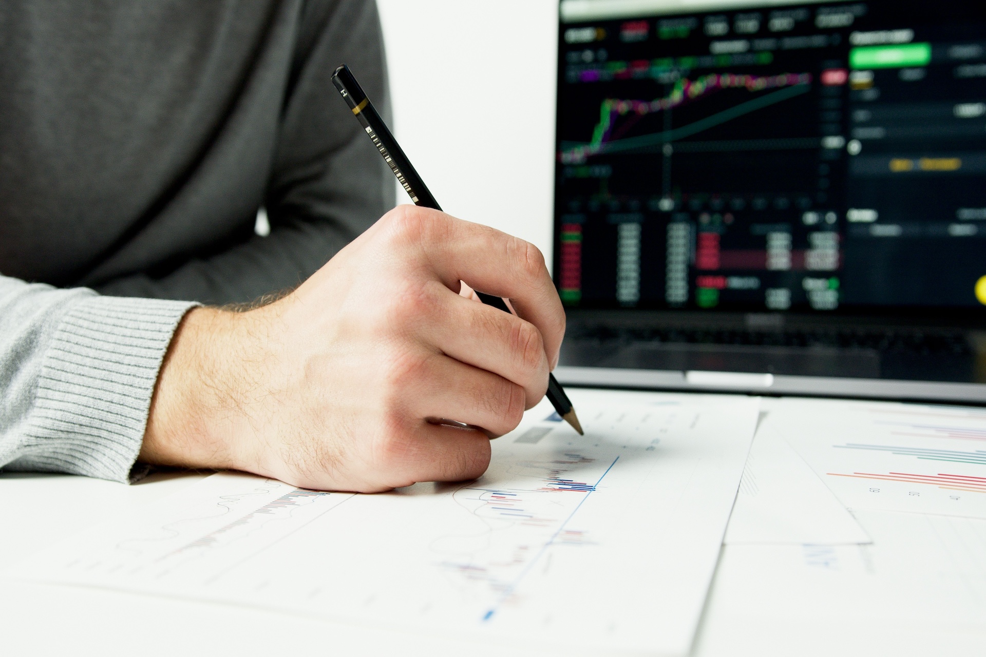 How to Trade Bonds and Interest Rates